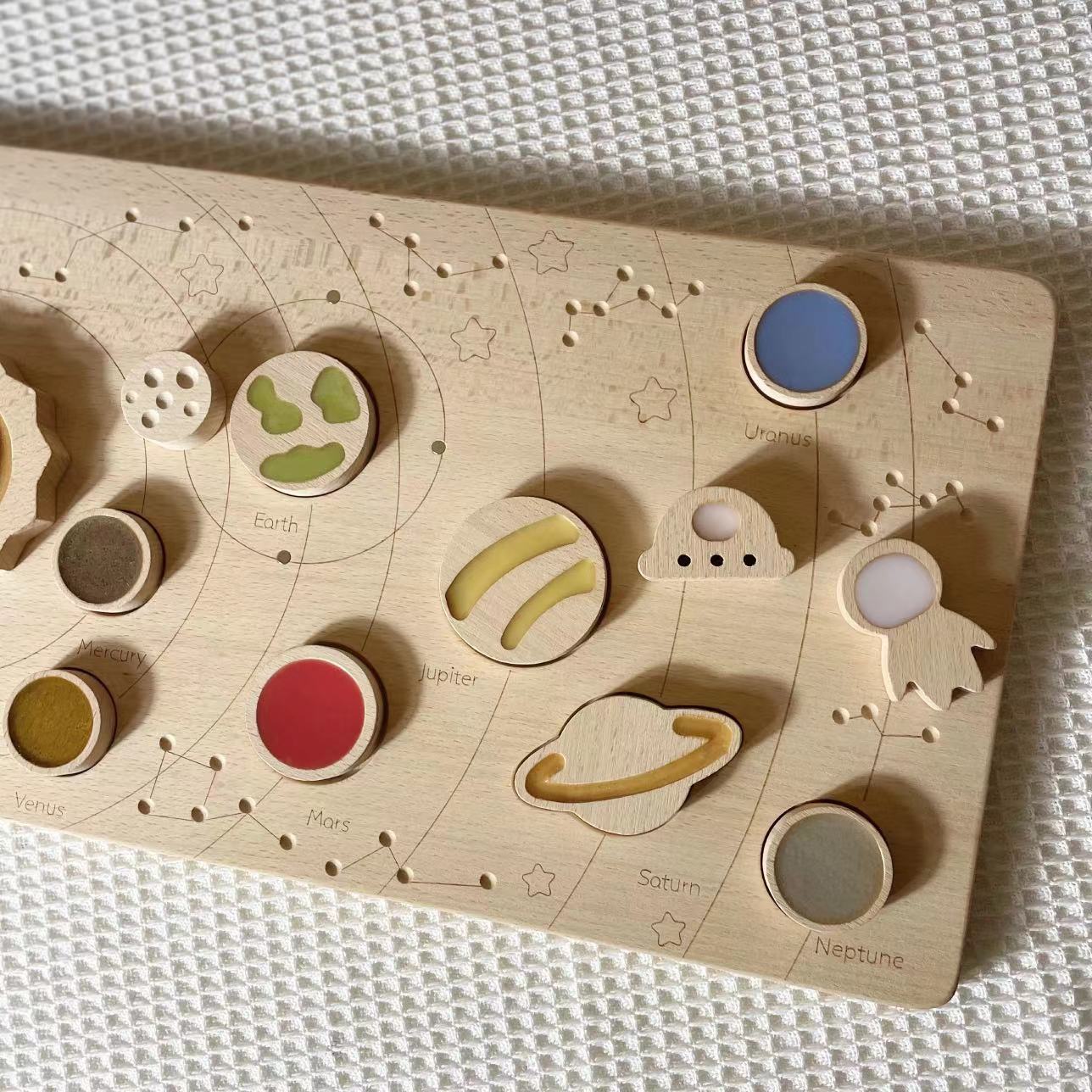 Wooden Magnetic Planetary Disk